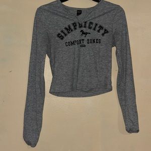 Long Sleeve Slightly Cropped. Size Medium.
